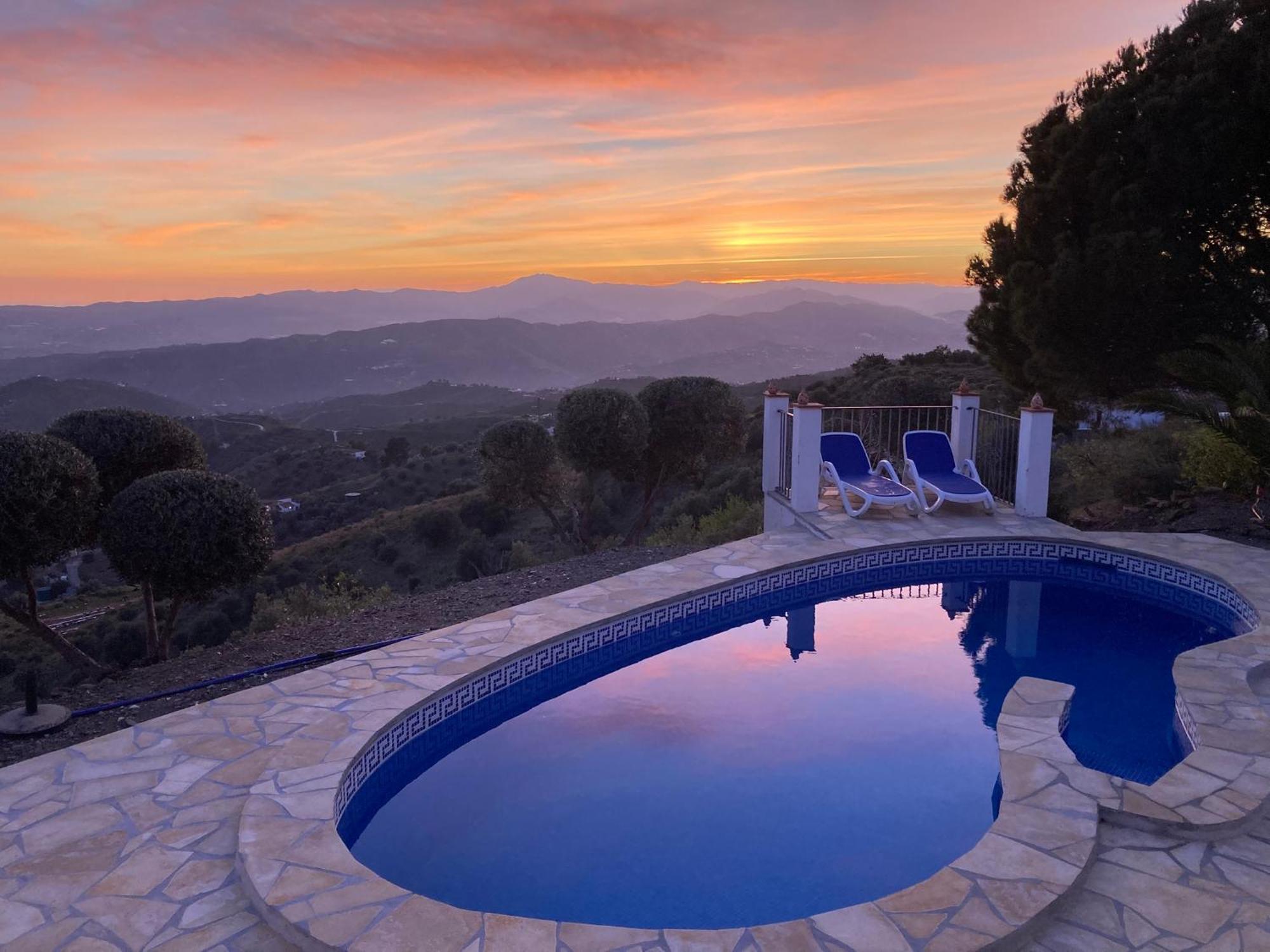 Casa Soleada Holiday Fully Private Villa Canillas de Aceituno Exteriör bild