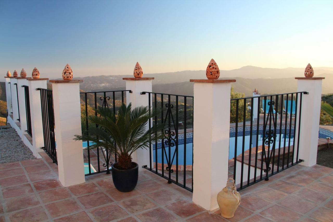Casa Soleada Holiday Fully Private Villa Canillas de Aceituno Exteriör bild